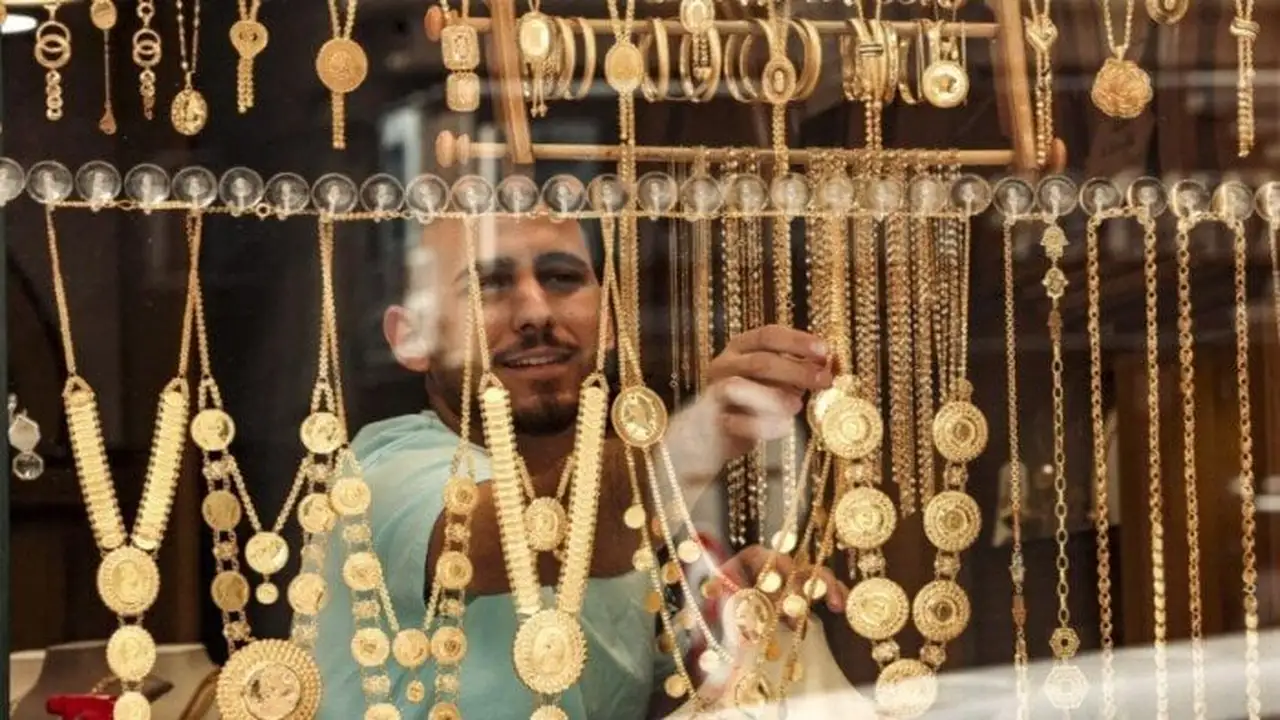 استقرار أسعار الذهب في محلات الصاغة وسط تعاملات يوم الجمعة الحالي